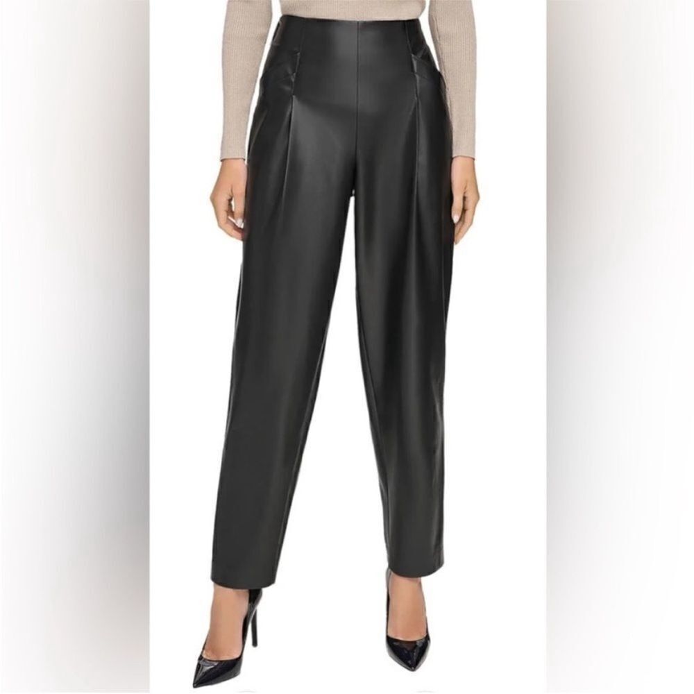 080 New DKNY Womens Faux Leather High Rise Ankle
Pants Size XL